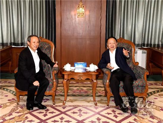 中信集團(tuán)董事長常振明、中信銀行行長方合英