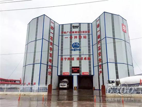 山推建友多套設(shè)備助力江蘇南沿江城際鐵路項目建設(shè)