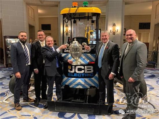 JCB電動(dòng)微挖喜獲皇家汽車俱樂部杜瓦獎(jiǎng)