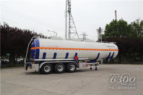 中集凌宇新款鋁合金易燃液體運輸車，來了！