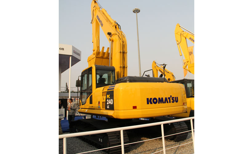小松PC240LC-8履帶式液壓挖掘機(jī)