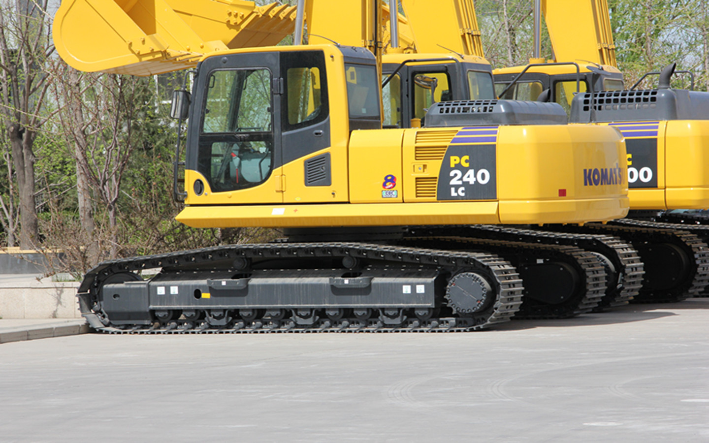 小松PC240LC-8履帶式液壓挖掘機(jī)