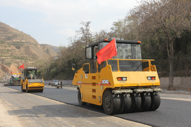 徐工道路機械產(chǎn)品施工案例