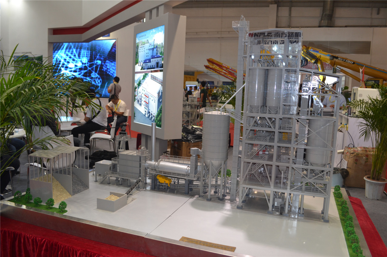 BICES 2015——南方路機(jī)展臺(tái)風(fēng)采