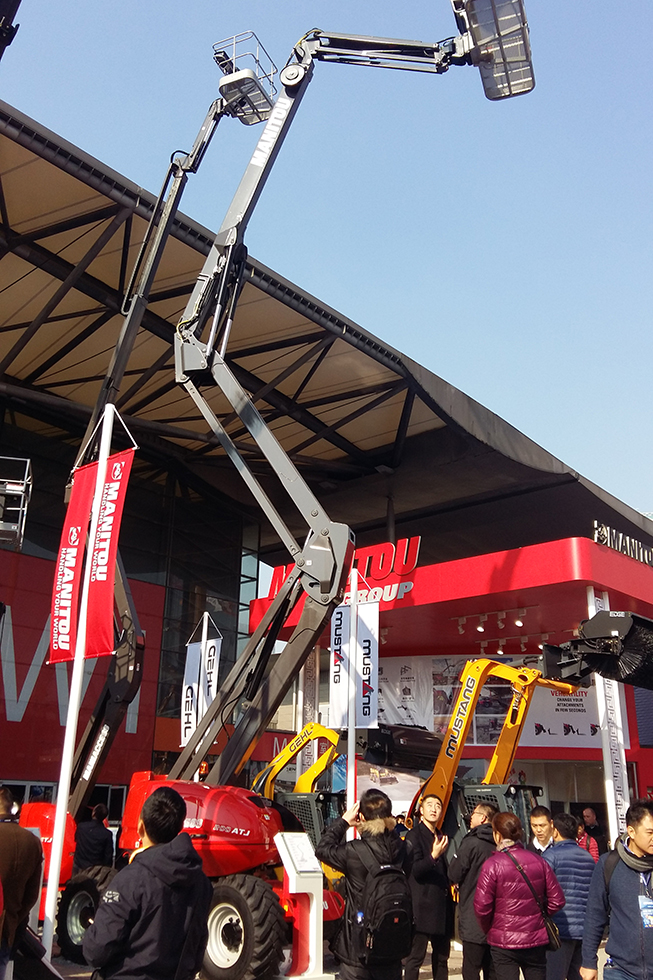 Bauma China 2016——曼尼通（中國）物料搬運(yùn)設(shè)備有限公司