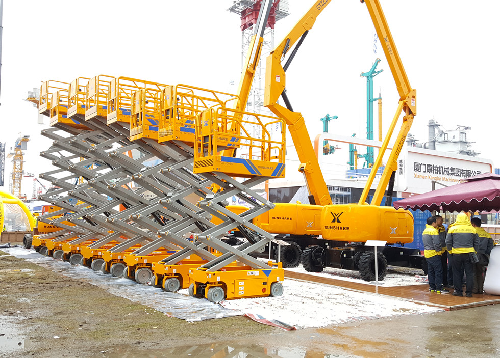 Bauma China 2016——湖南運(yùn)想重工科技有限公司展臺(tái)風(fēng)采