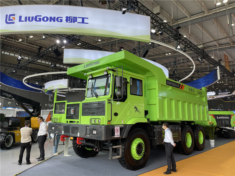 2023長沙國際工程機(jī)械展覽會(huì)展臺(tái)風(fēng)采：柳工