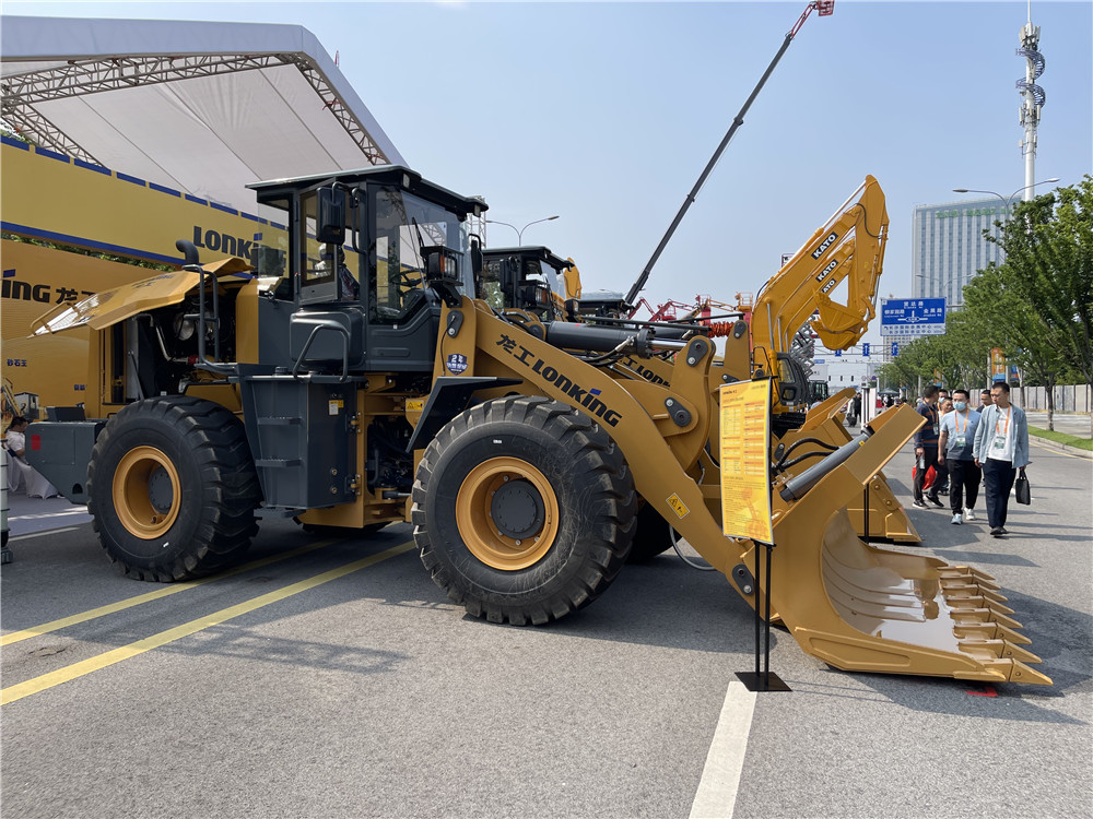 2023長(zhǎng)沙國際工程機(jī)械展覽會(huì)展臺(tái)風(fēng)采：龍工