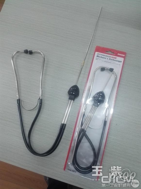 玉柴用聽診器為發(fā)動(dòng)機(jī)“看病”