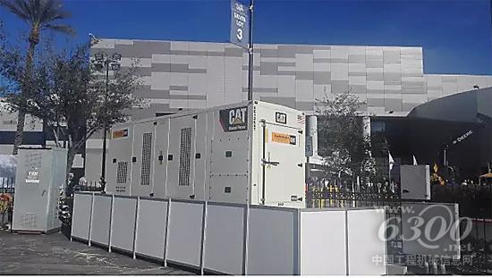 為展館默默提供電力支持的卡特彼勒發(fā)電機(jī)組