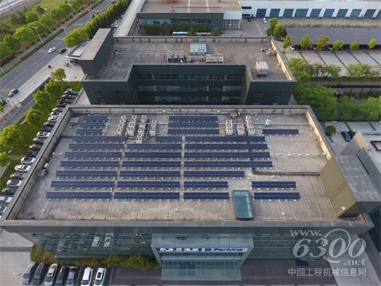 水泥房頂:570個組件，2個逆變器，裝機容量65.55kW