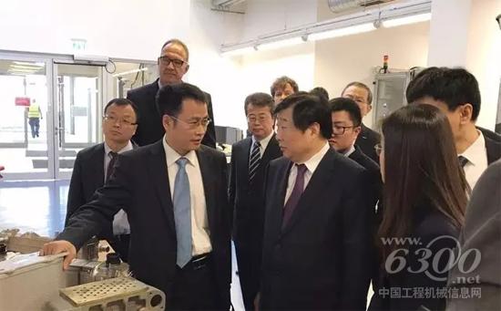 譚旭光董事長(zhǎng)率隊(duì)訪問(wèn)位于德國(guó)斯圖加特市的馬勒公司總部
