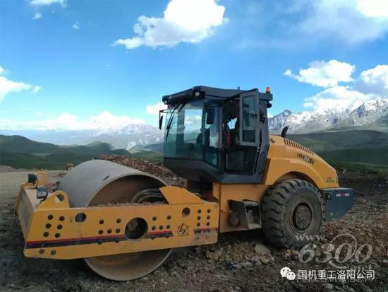 國(guó)機(jī)重工洛陽(yáng)壓路機(jī)