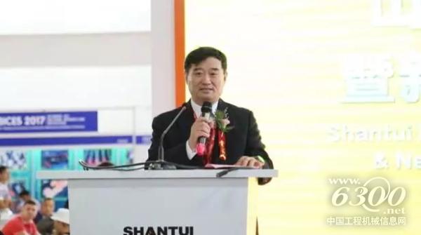 中國工程機械工業(yè)協(xié)會常務副會長兼秘書長蘇子孟