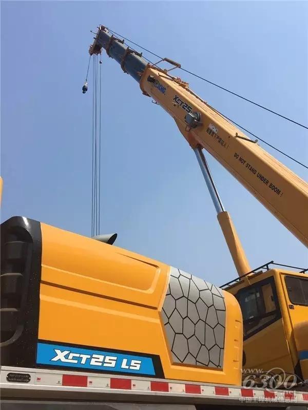 在武漢，XCT25搶修大型設(shè)備
