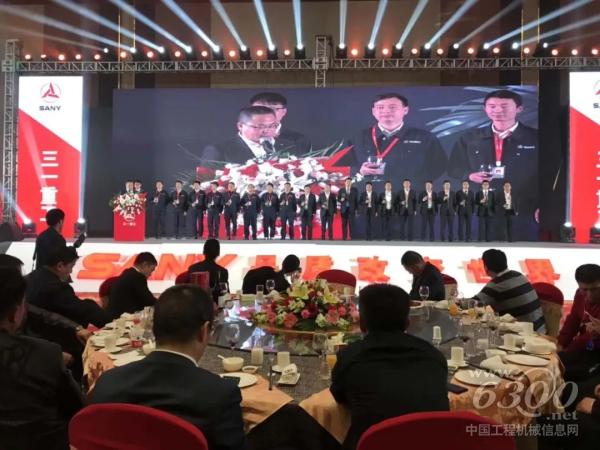 昆明站，董事長攜營銷服務(wù)戰(zhàn)士答謝所有來賓